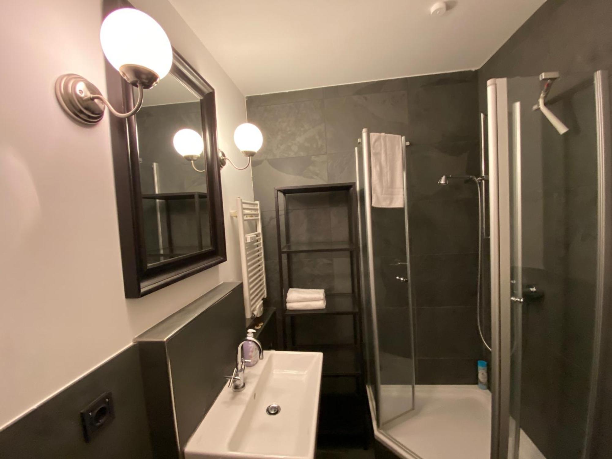 Schwalbacher Residenz Frankfurt am Main Phòng bức ảnh